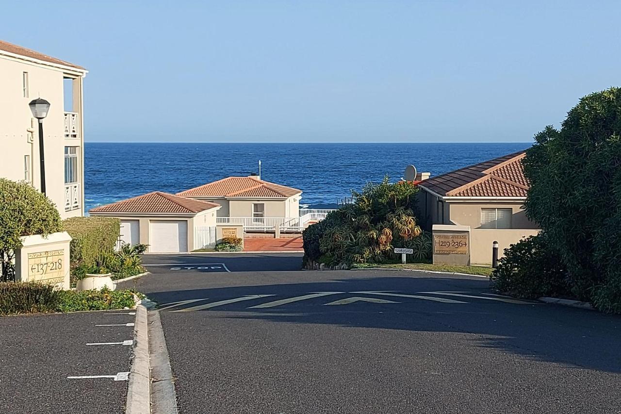 First Group Hermanus Beach Club Apartment Exterior photo