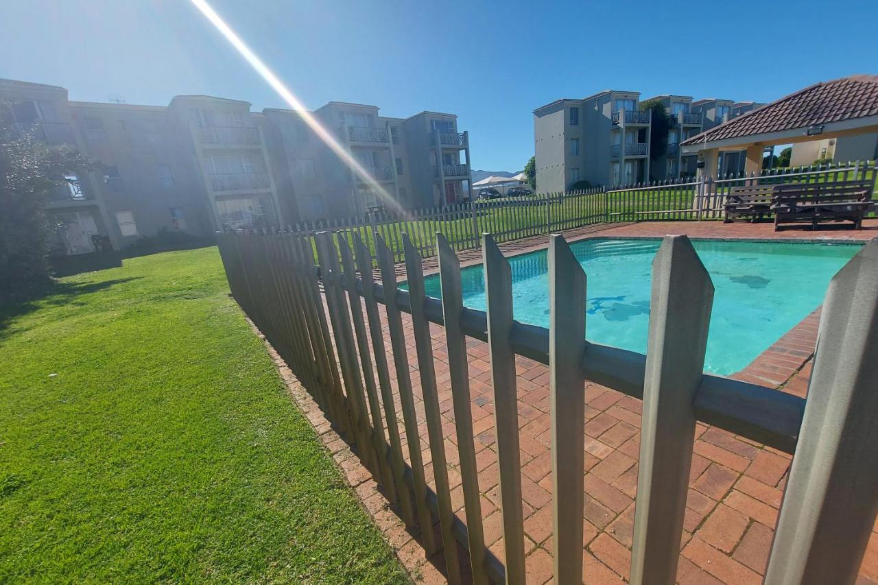 First Group Hermanus Beach Club Apartment Exterior photo